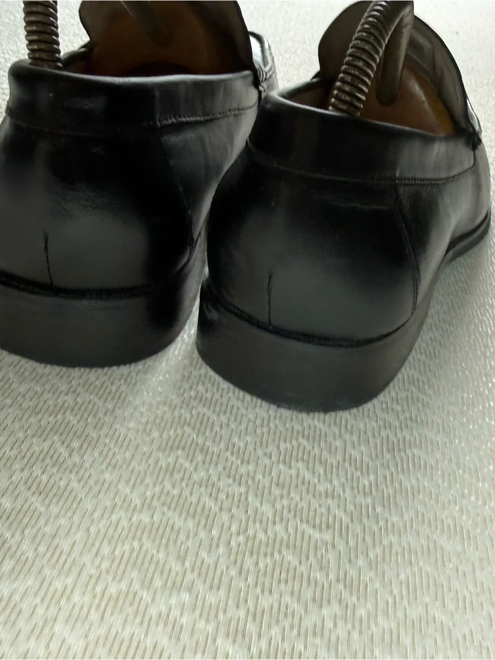 Bass Weejuns Venetian Loafer Classic Black Leather Slip-On